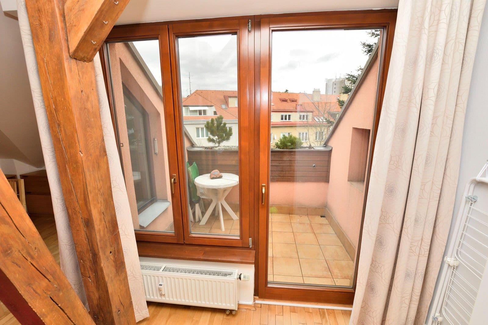 Pronájem bytu 2+kk 61 m², Na Mlejnku, Praha, Praha Pronájem bytu 2+kk 61 m², Na Mlejnku, Praha, Praha