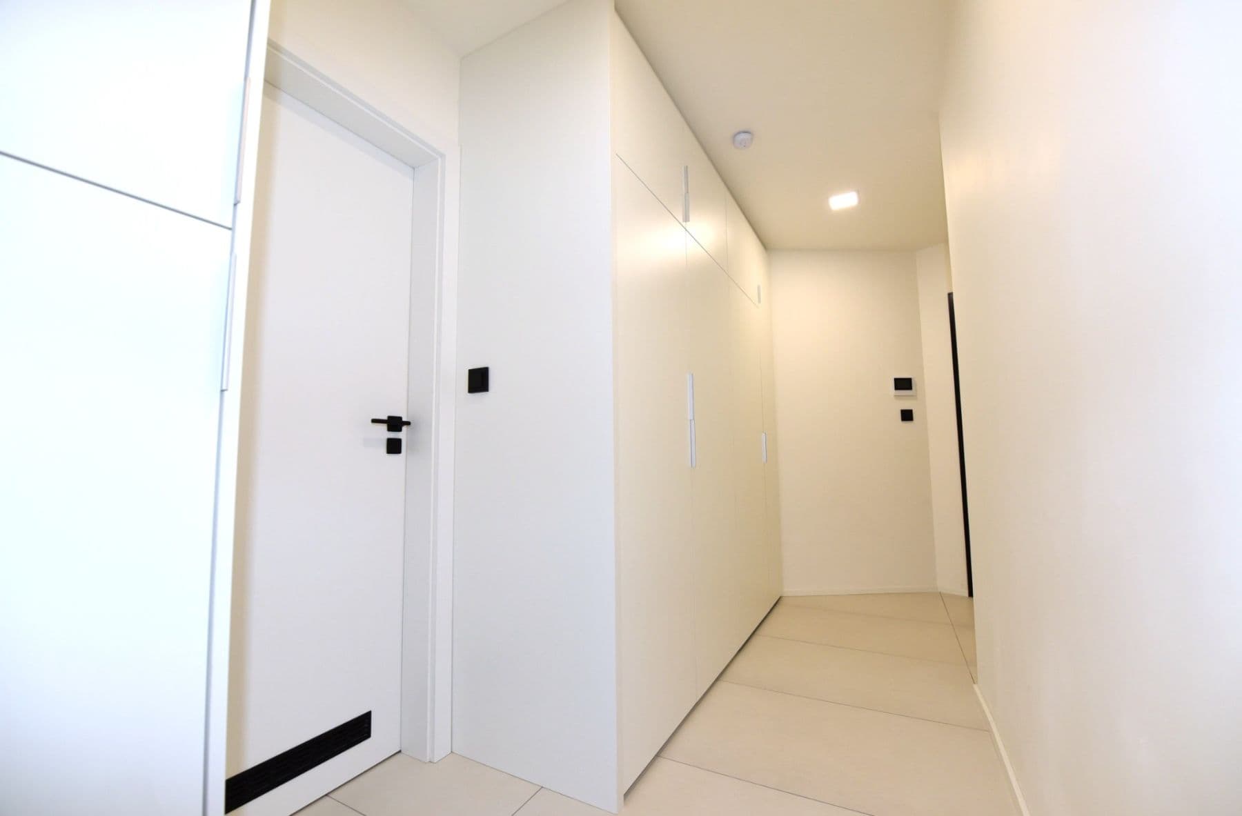 Pronájem bytu 1+kk 35 m², Krymská, Praha, Praha Pronájem bytu 1+kk 35 m², Krymská, Praha, Praha