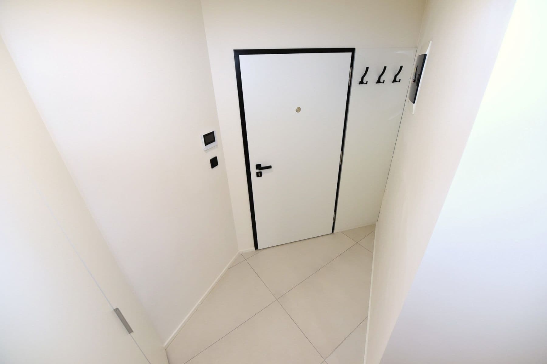 Pronájem bytu 1+kk 35 m², Krymská, Praha, Praha Pronájem bytu 1+kk 35 m², Krymská, Praha, Praha