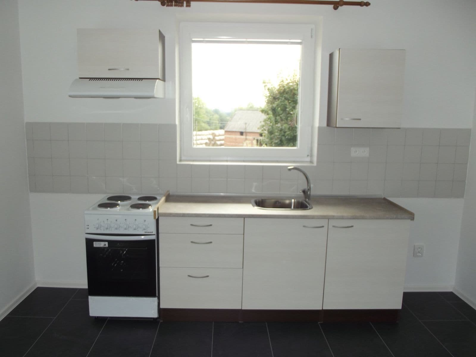 Pronájem bytu 1+kk 32 m², Dolní Krupá, Kraj Vysočina Pronájem bytu 1+kk 32 m², Dolní Krupá, Kraj Vysočina