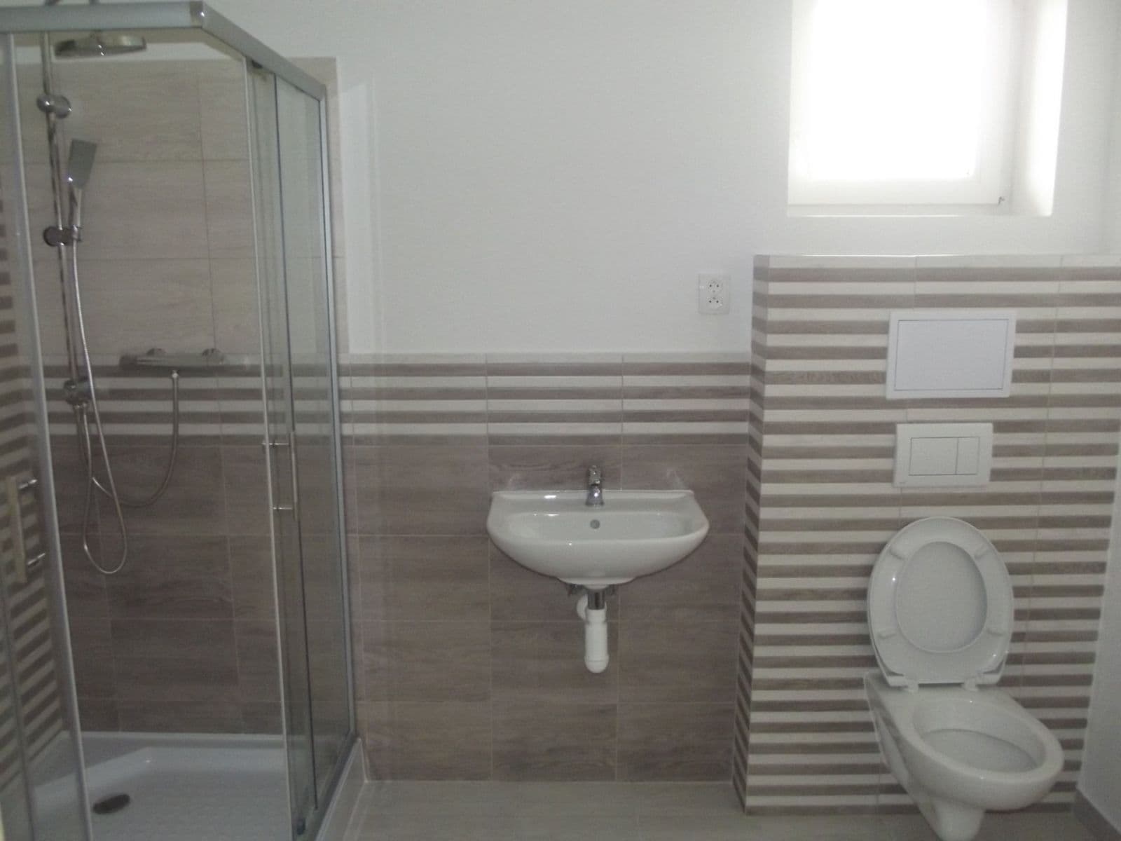 Pronájem bytu 1+kk 32 m², Dolní Krupá, Kraj Vysočina Pronájem bytu 1+kk 32 m², Dolní Krupá, Kraj Vysočina