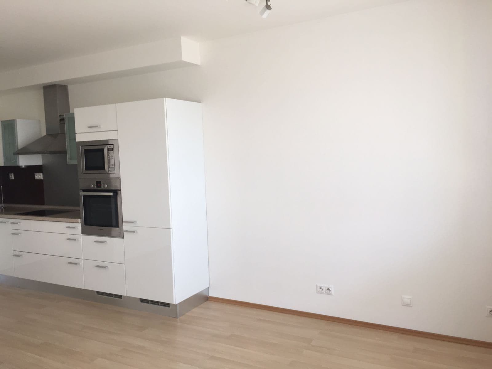 Pronájem bytu 2+kk 58 m², U Lipové aleje, Praha, Praha Pronájem bytu 2+kk 58 m², U Lipové aleje, Praha, Praha