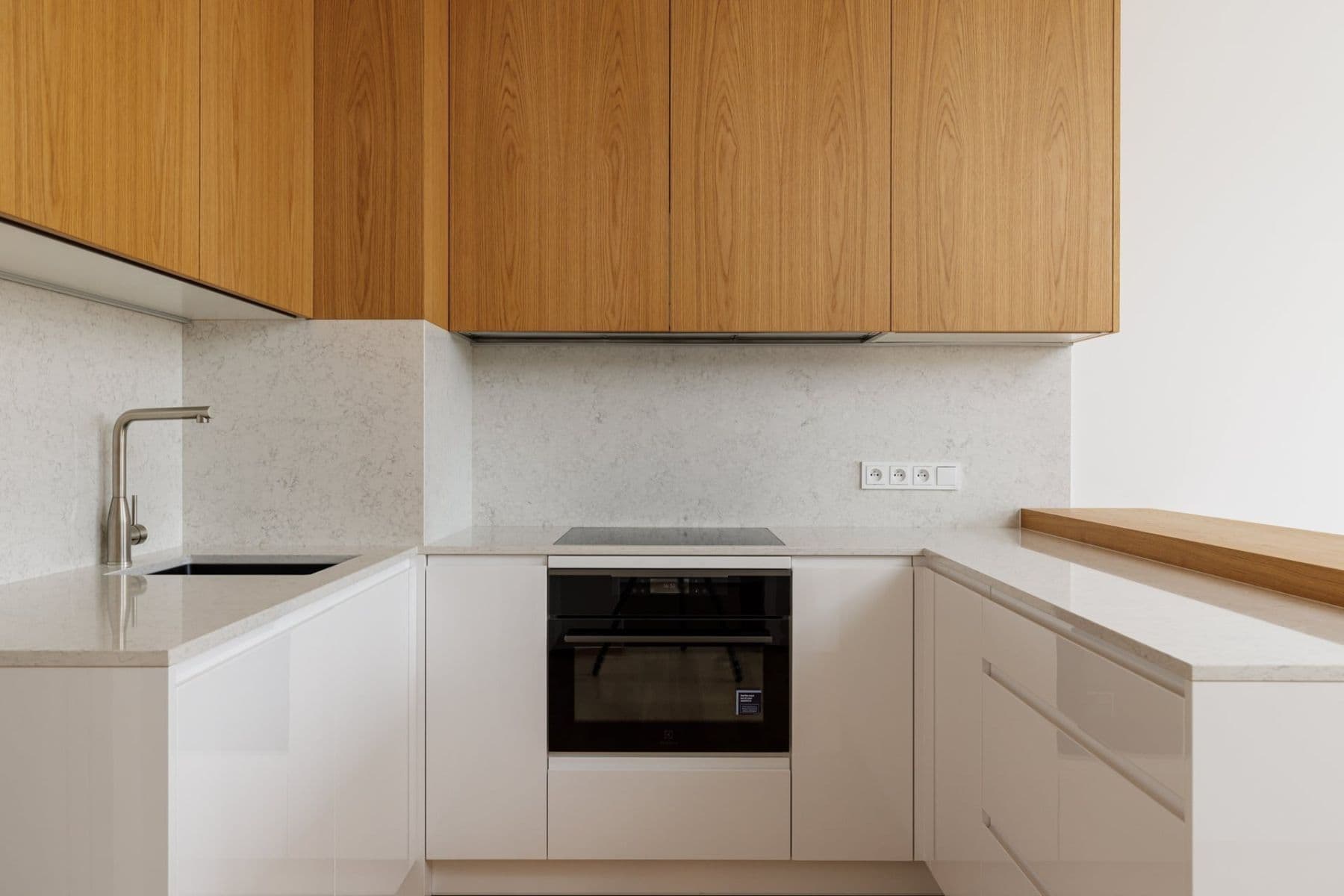 Pronájem bytu 2+kk 47 m², Vítězné náměstí, Praha, Praha Pronájem bytu 2+kk 47 m², Vítězné náměstí, Praha, Praha