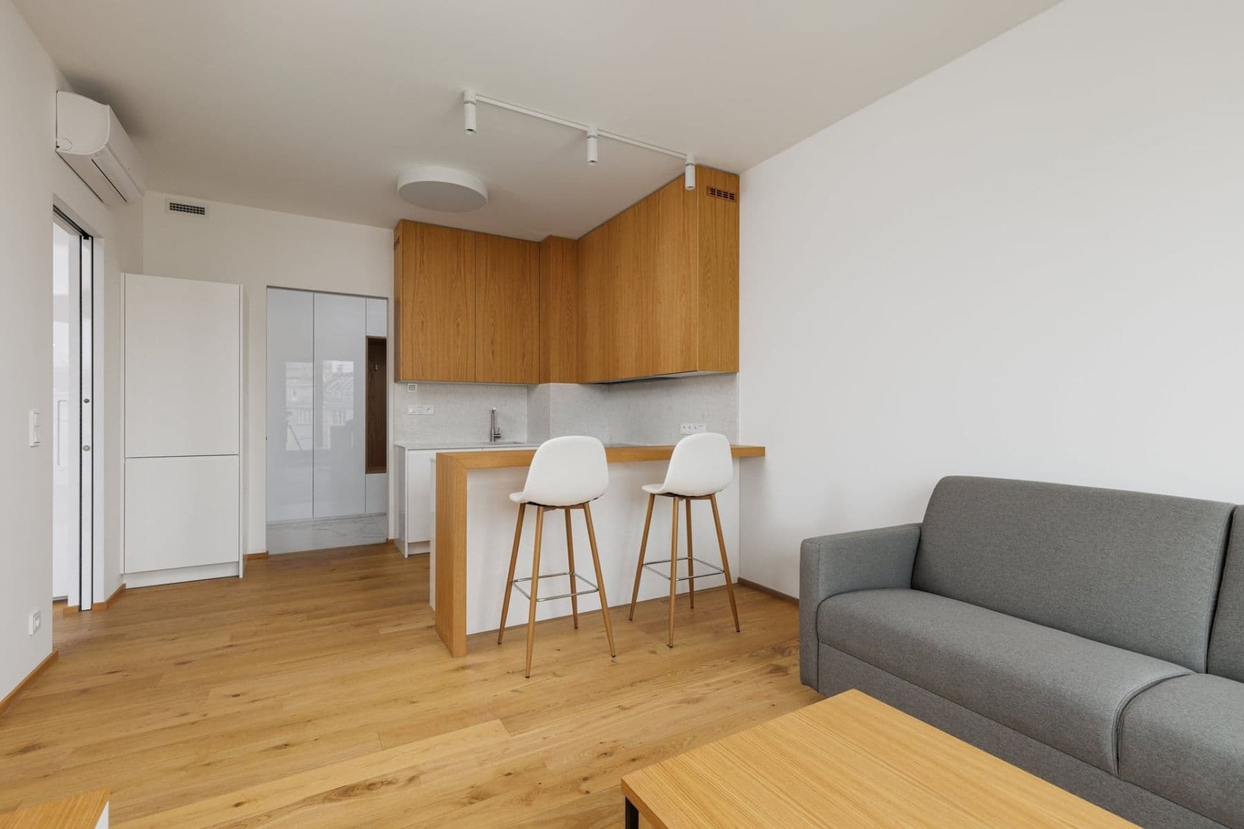 Pronájem bytu 2+kk 47 m², Vítězné náměstí, Praha, Praha Pronájem bytu 2+kk 47 m², Vítězné náměstí, Praha, Praha