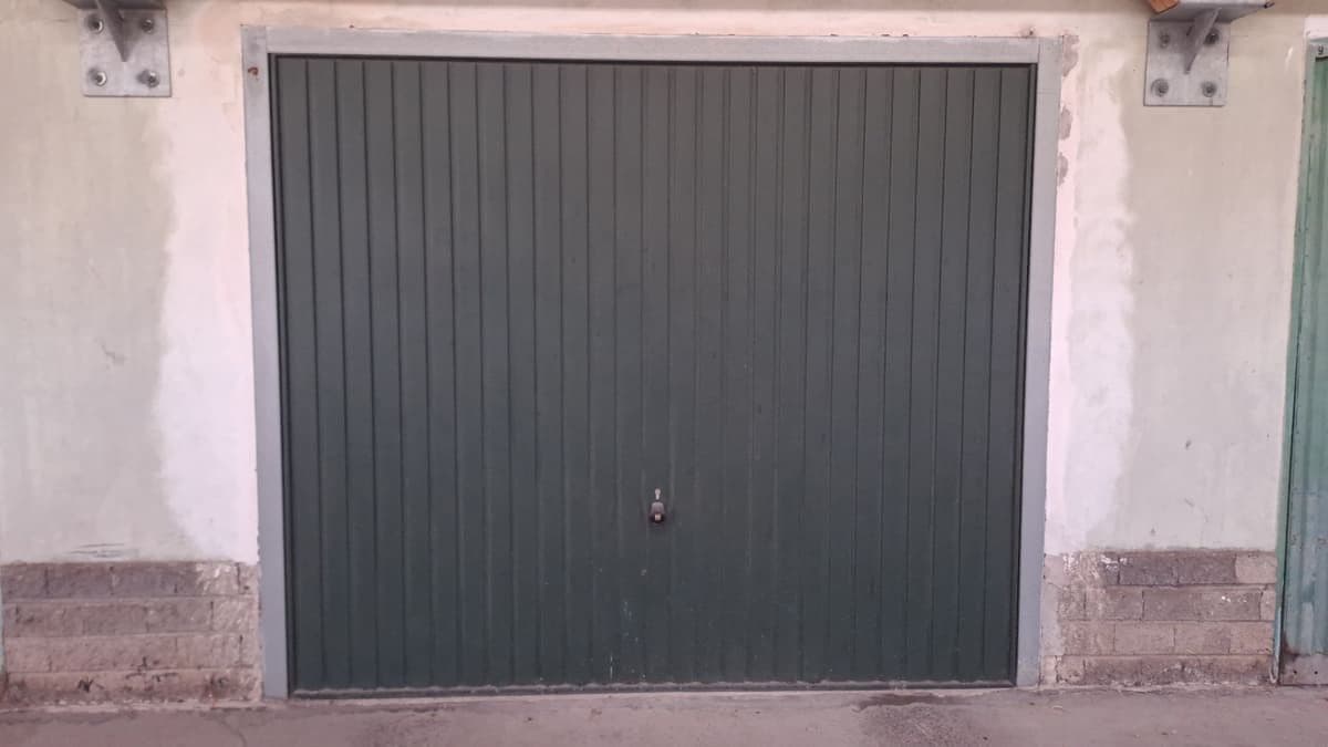 Pronájem garáže 16 m², Brno, Jihomoravský kraj Pronájem garáže 16 m², Brno, Jihomoravský kraj