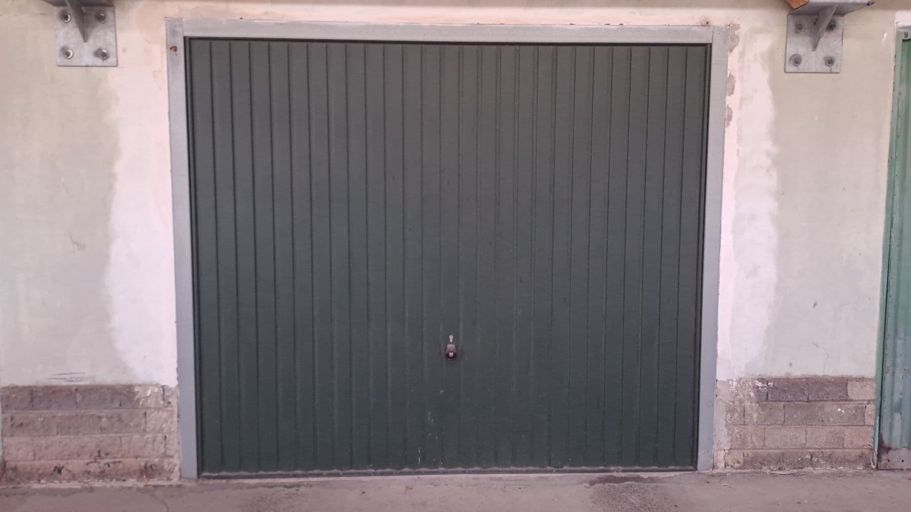 Pronájem garáže 16 m², Brno, Jihomoravský kraj Pronájem garáže 16 m², Brno, Jihomoravský kraj