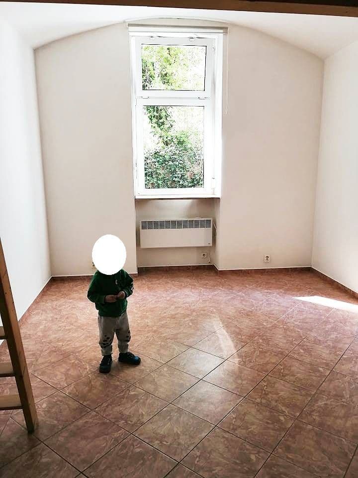 Pronájem bytu 1+kk 25 m², Ruská, Praha, Praha Pronájem bytu 1+kk 25 m², Ruská, Praha, Praha