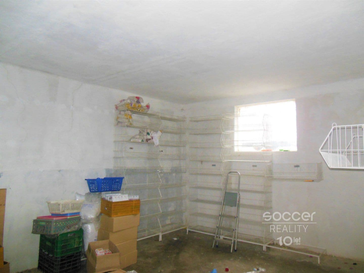 Pronájem nebytového prostoru 136 m², Suchdolská, Horoměřice, Středočeský kraj Pronájem nebytového prostoru 136 m², Suchdolská, Horoměřice, Středočeský kraj