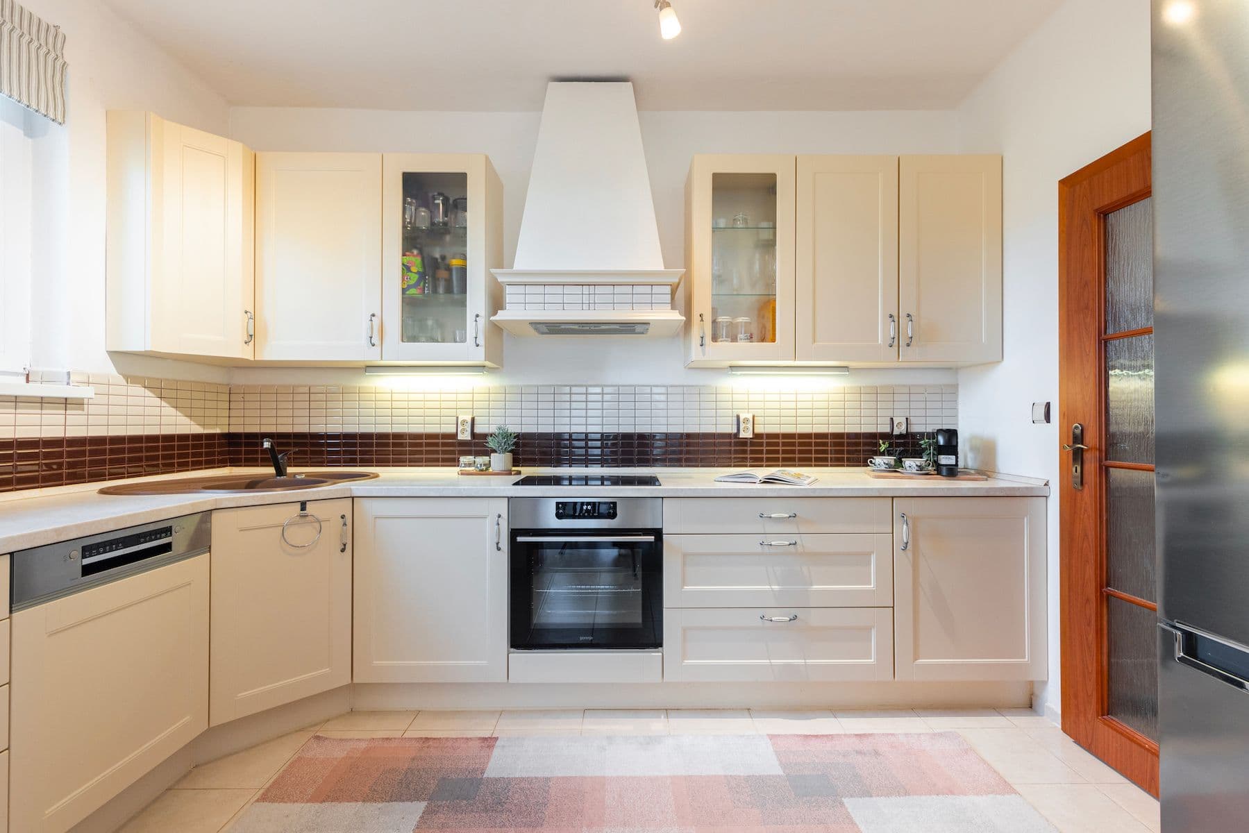 Prodej domu 123 m², pozemek 569 m², Okružní, Dobříš, Středočeský kraj Prodej domu 123 m², pozemek 569 m², Okružní, Dobříš, Středočeský kraj