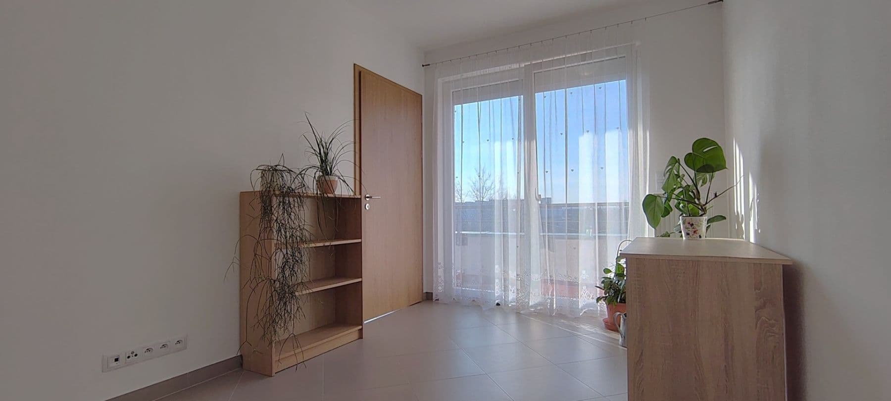 Pronájem bytu 2+kk 45 m², Hlučkova, Praha, Praha Pronájem bytu 2+kk 45 m², Hlučkova, Praha, Praha