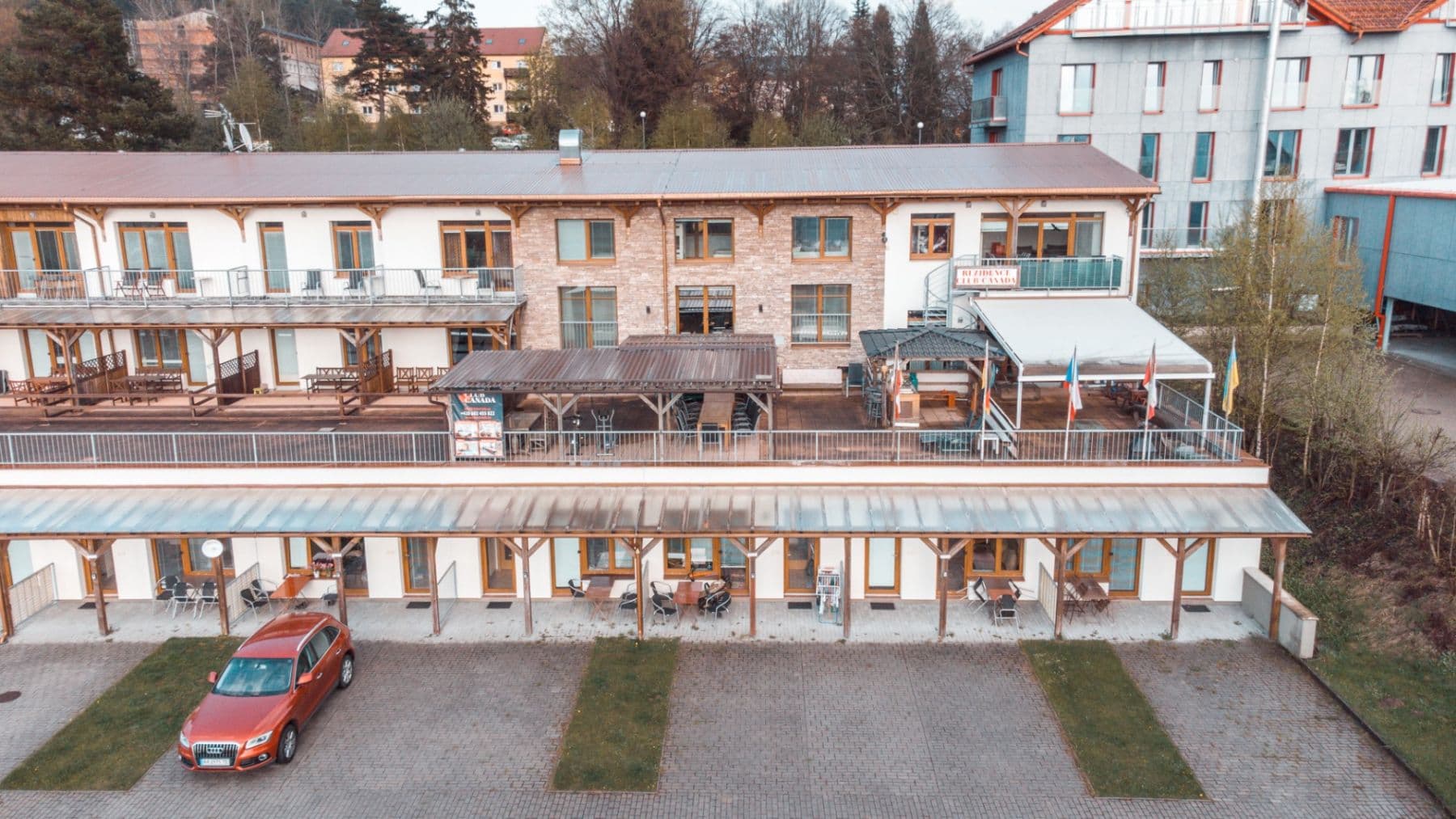 Prodej domu 930 m², pozemek 3.366 m², Lipno nad Vltavou, Jihočeský kraj Prodej domu 930 m², pozemek 3.366 m², Lipno nad Vltavou, Jihočeský kraj