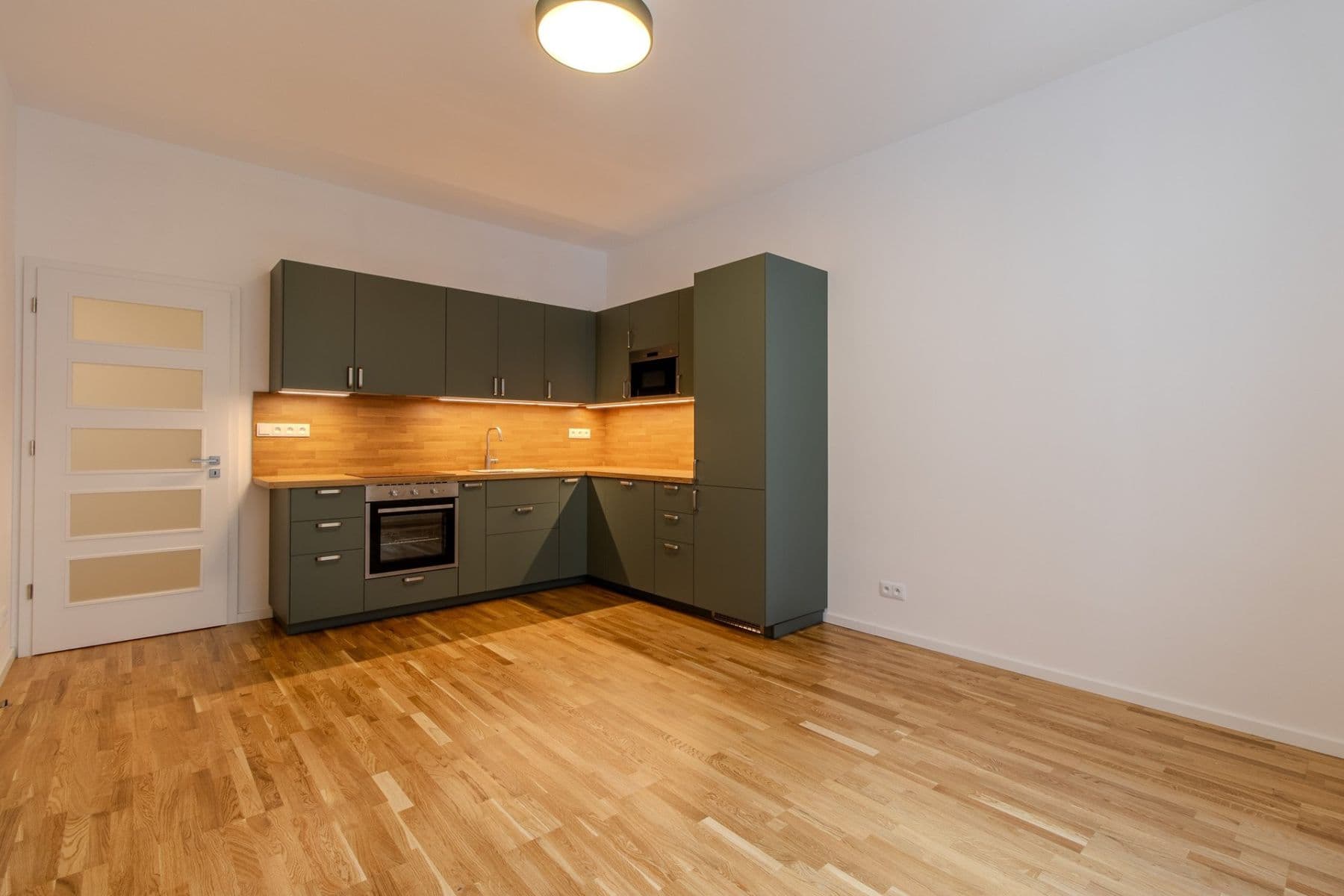 Pronájem bytu 2+kk 45 m², Zelená, Praha, Praha Pronájem bytu 2+kk 45 m², Zelená, Praha, Praha
