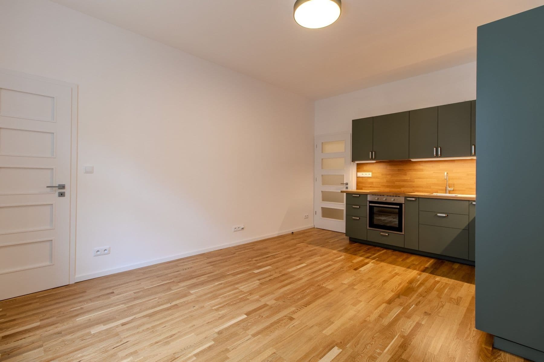 Pronájem bytu 2+kk 45 m², Zelená, Praha, Praha Pronájem bytu 2+kk 45 m², Zelená, Praha, Praha
