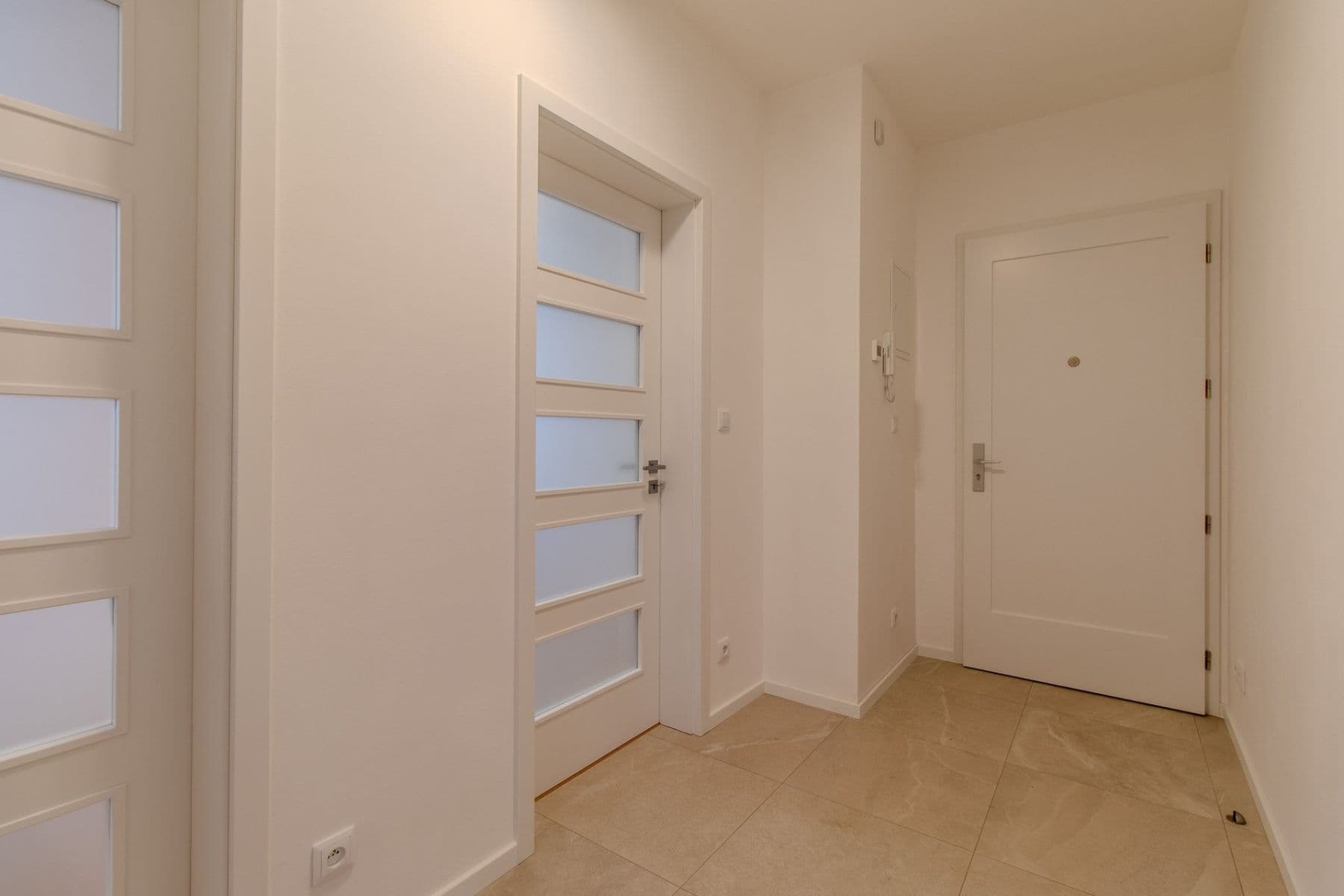 Pronájem bytu 2+kk 45 m², Zelená, Praha, Praha Pronájem bytu 2+kk 45 m², Zelená, Praha, Praha