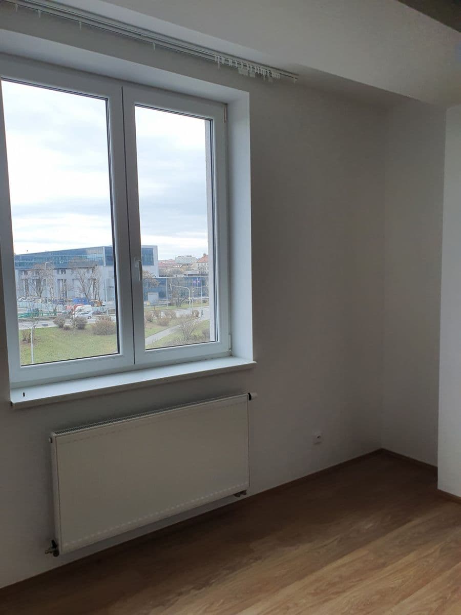 Pronájem bytu 1+kk 27 m², V Závětří, Praha, Praha Pronájem bytu 1+kk 27 m², V Závětří, Praha, Praha