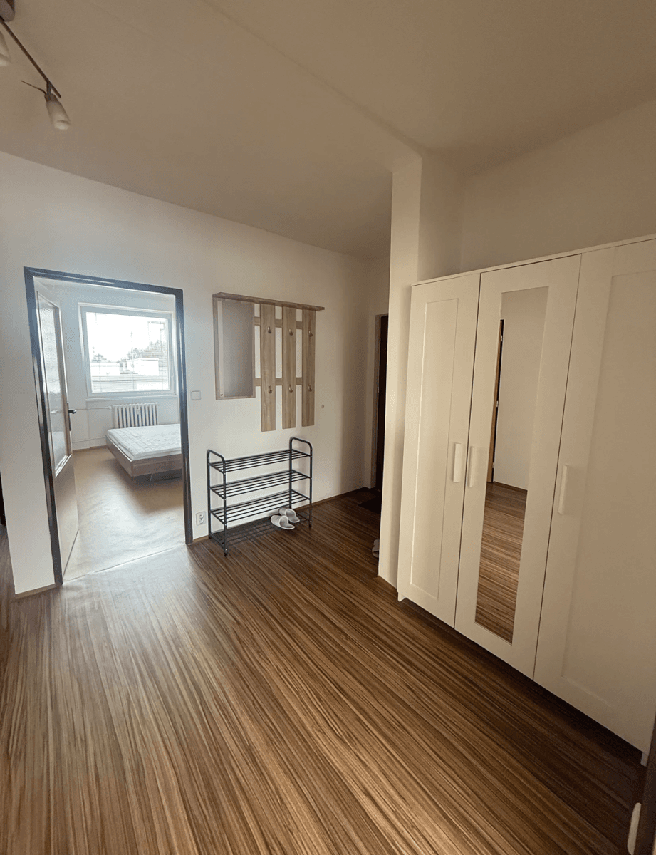 Pronájem bytu 2+1 55 m², Vratimovská, Praha, Praha Pronájem bytu 2+1 55 m², Vratimovská, Praha, Praha