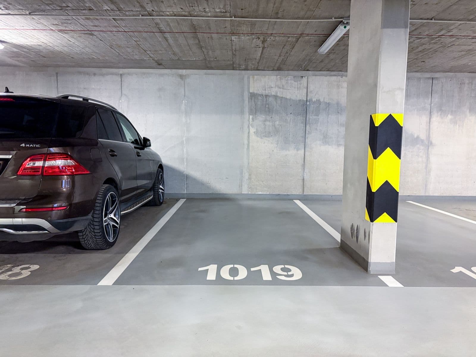 Pronájem garáže 15 m², Saarinenova, Praha, Praha Pronájem garáže 15 m², Saarinenova, Praha, Praha