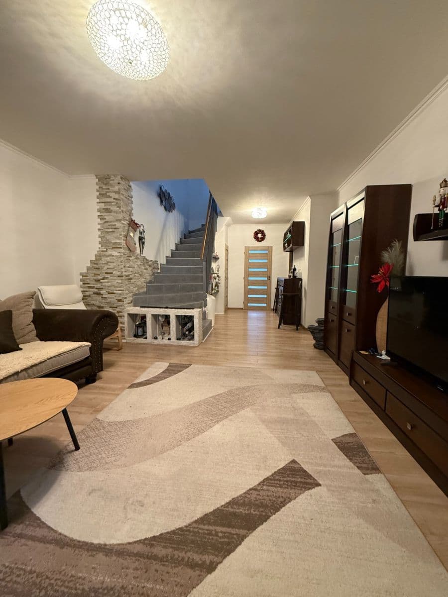 Prodej bytu 4+1 143 m², Pod Harfou, Praha, Praha Prodej bytu 4+1 143 m², Pod Harfou, Praha, Praha