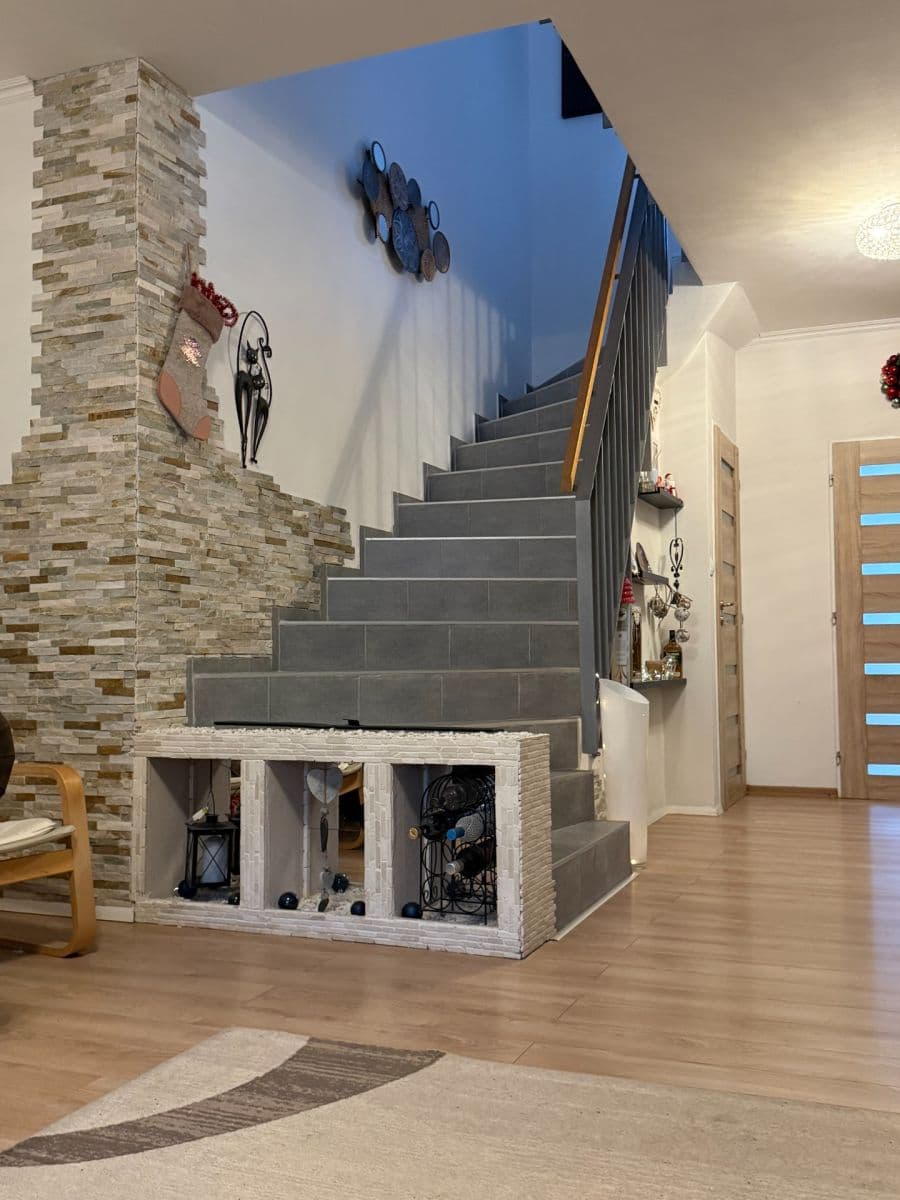 Prodej bytu 4+1 143 m², Pod Harfou, Praha, Praha Prodej bytu 4+1 143 m², Pod Harfou, Praha, Praha