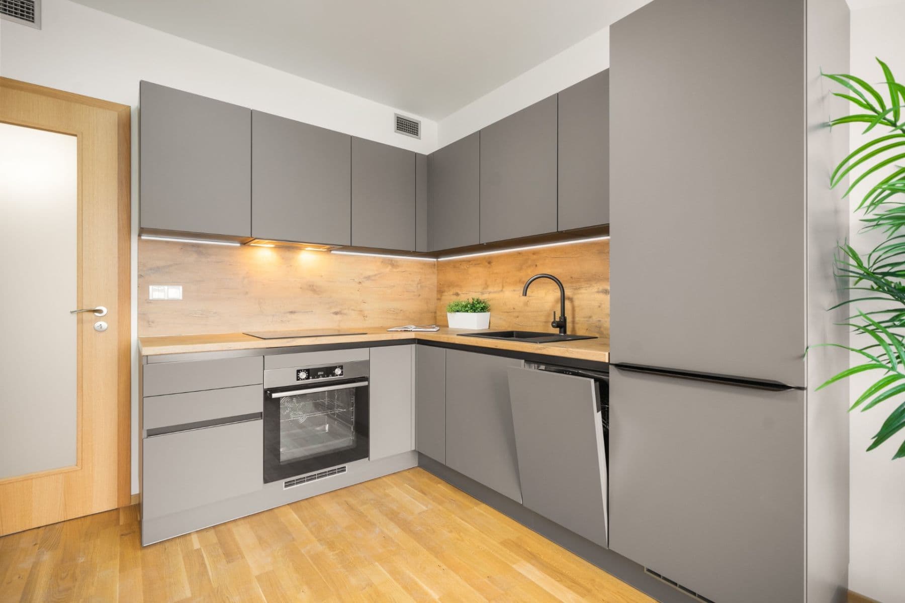 Pronájem bytu 1+kk 35 m², Smržových, Praha, Praha Pronájem bytu 1+kk 35 m², Smržových, Praha, Praha