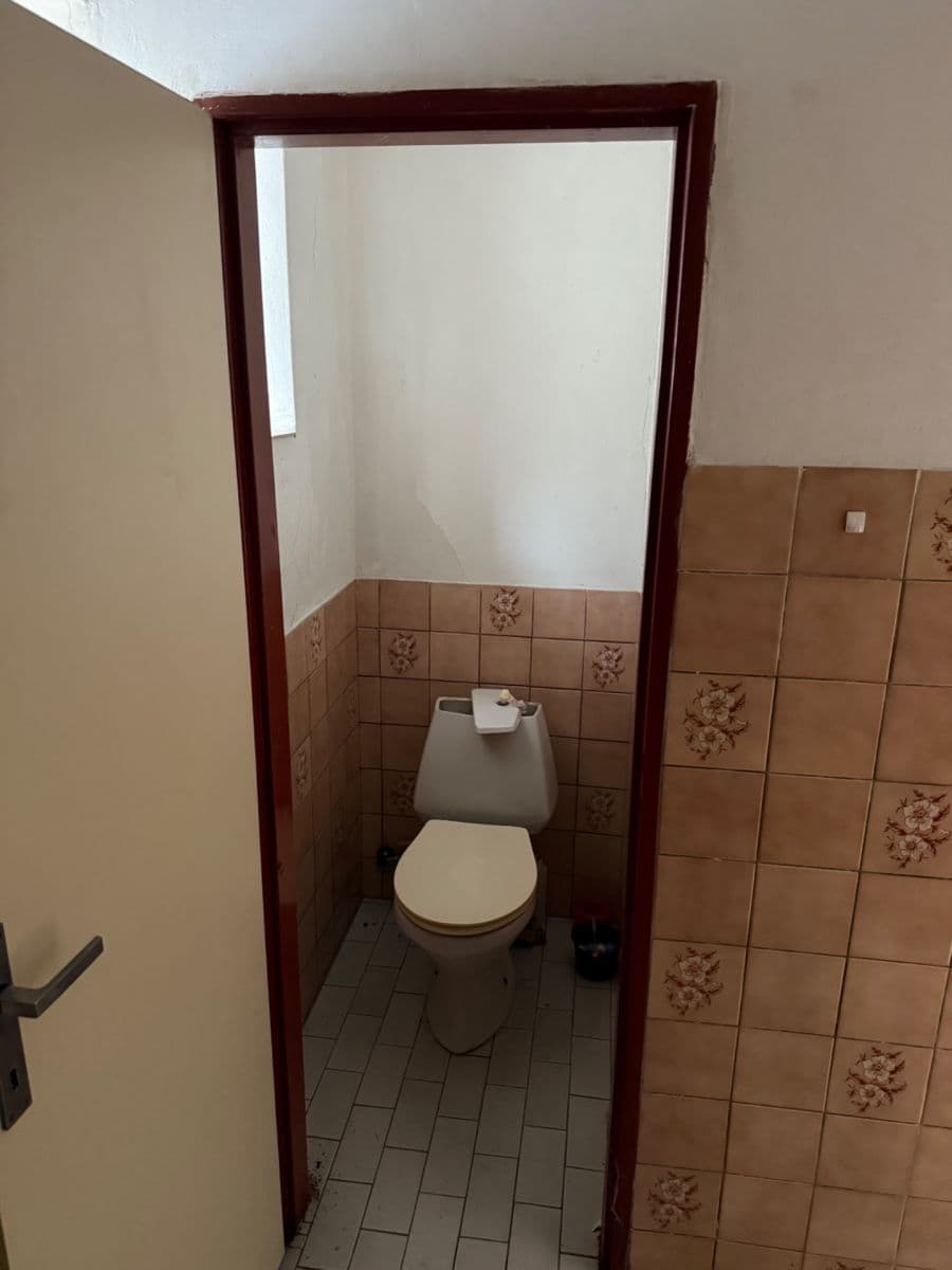 Prodej domu 82 m², pozemek 560 m², Václ. Šretra, Doksy, Středočeský kraj Prodej domu 82 m², pozemek 560 m², Václ. Šretra, Doksy, Středočeský kraj