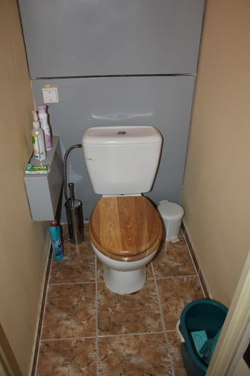 Pronájem bytu 4+1 100 m², Svážná, Brno, Jihomoravský kraj Pronájem bytu 4+1 100 m², Svážná, Brno, Jihomoravský kraj