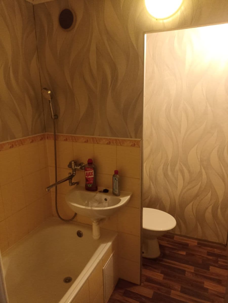 Pronájem bytu 1+kk 40 m², Na Borku, Jirkov, Ústecký kraj Pronájem bytu 1+kk 40 m², Na Borku, Jirkov, Ústecký kraj