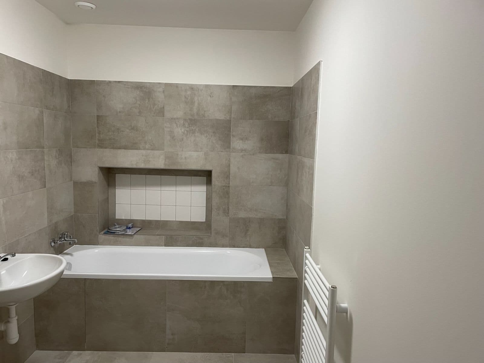 Prodej bytu 2+kk 61 m², Chržínská, Velvary, Středočeský kraj Prodej bytu 2+kk 61 m², Chržínská, Velvary, Středočeský kraj