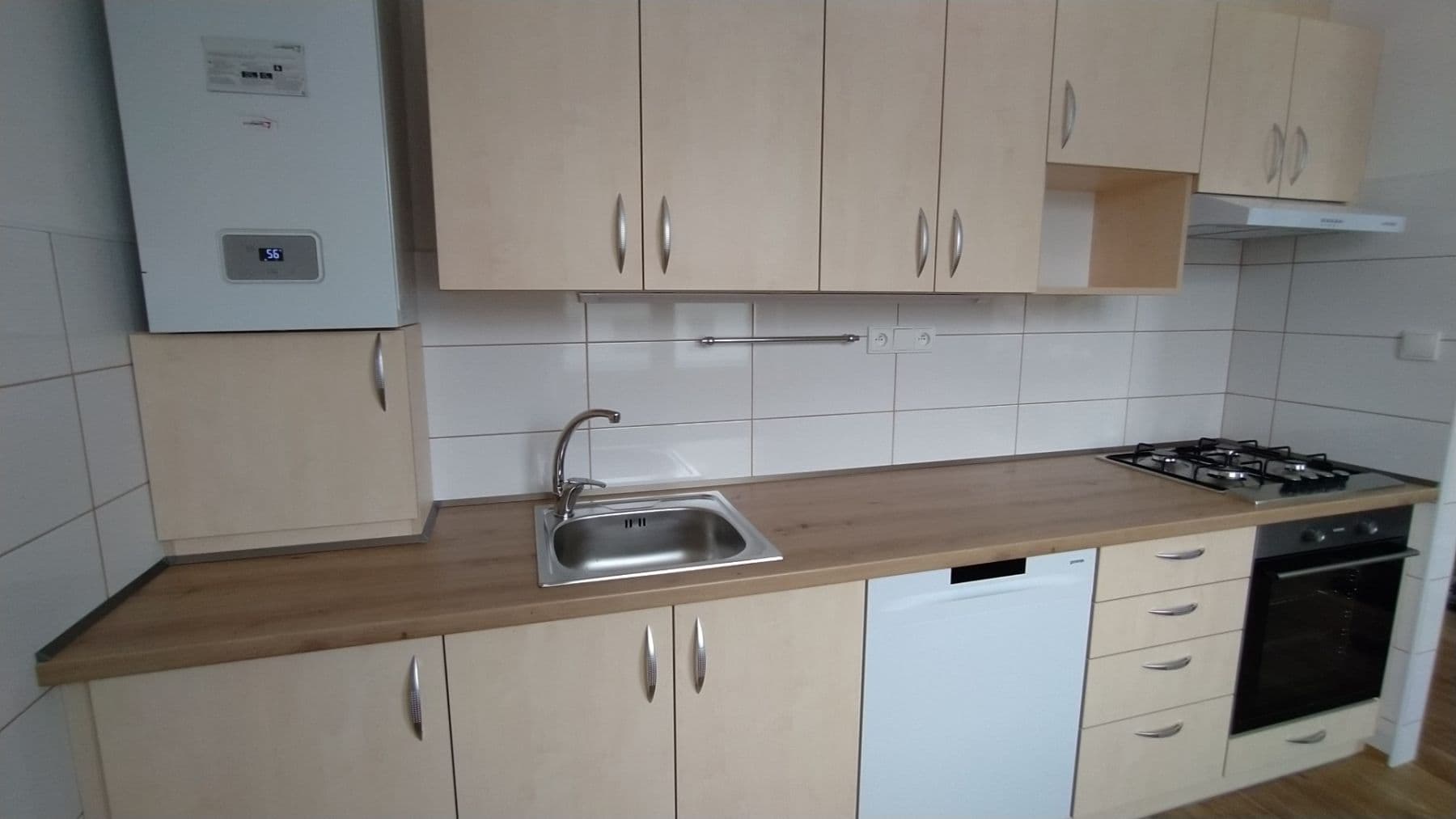 Pronájem bytu 3+1 63 m², Karla Čapka, Lomnice nad Popelkou, Liberecký kraj Pronájem bytu 3+1 63 m², Karla Čapka, Lomnice nad Popelkou, Liberecký kraj