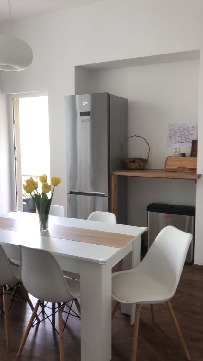 Pronájem bytu 3+kk 74 m², Křižíkova, Praha, Praha Pronájem bytu 3+kk 74 m², Křižíkova, Praha, Praha