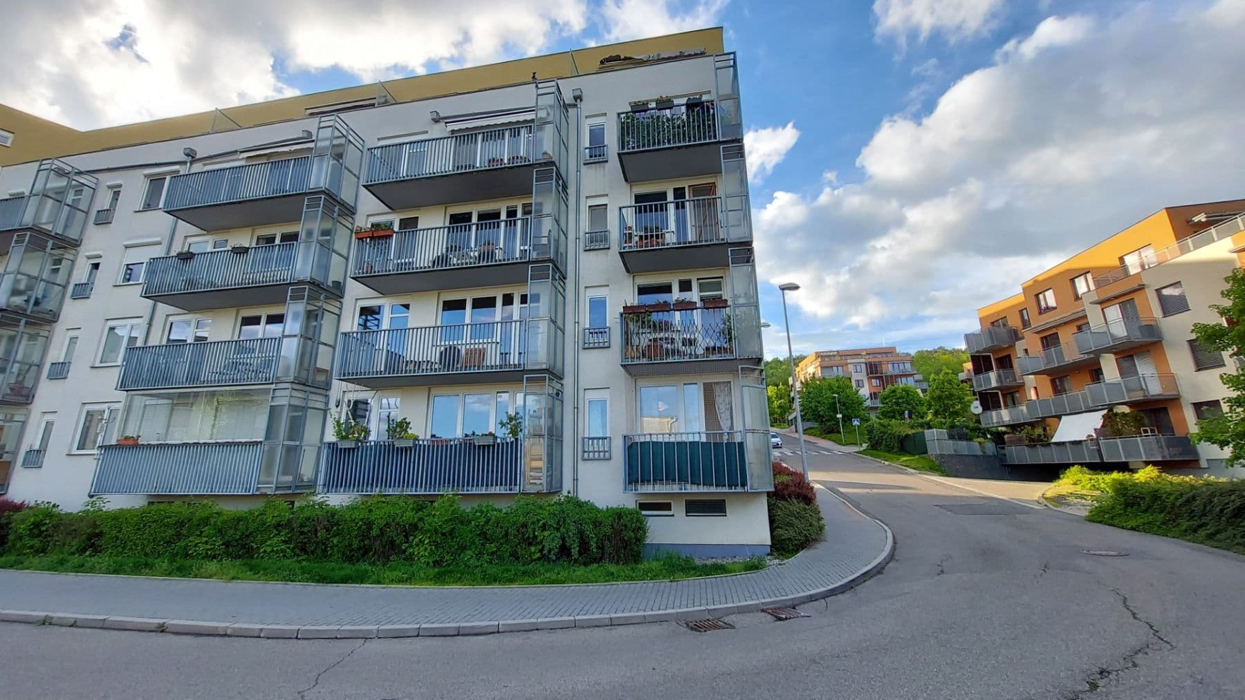 Pronájem bytu 2+kk 42 m², Jeřabinová, Praha, Praha Pronájem bytu 2+kk 42 m², Jeřabinová, Praha, Praha