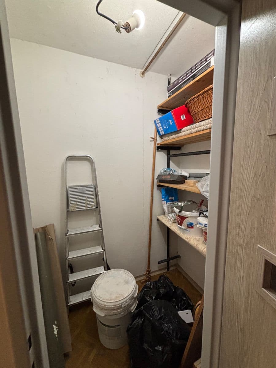 Prodej bytu 3+1 66 m², Na Kopci, Litvínov, Ústecký kraj Prodej bytu 3+1 66 m², Na Kopci, Litvínov, Ústecký kraj