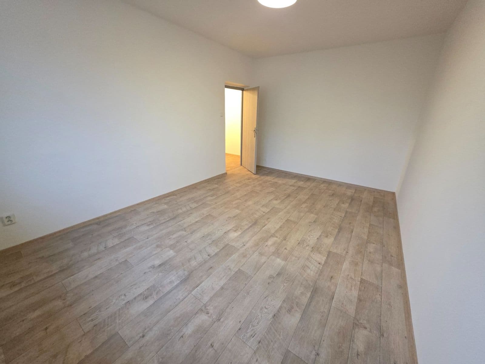 Pronájem bytu 2+1 56 m², Jaroslava Vrchlického, Most, Ústecký kraj Pronájem bytu 2+1 56 m², Jaroslava Vrchlického, Most, Ústecký kraj