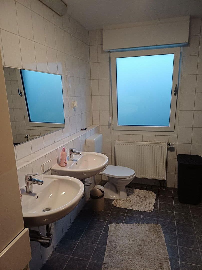 Prodej domu 208 m², pozemek 984 m², Schnaittach, Bavorsko Prodej domu 208 m², pozemek 984 m², Schnaittach, Bavorsko