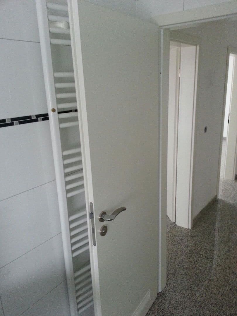 Pronájem bytu 3+1 86 m², Schultheißenstraße 21, Hameln, Dolní Sasko Pronájem bytu 3+1 86 m², Schultheißenstraße 21, Hameln, Dolní Sasko