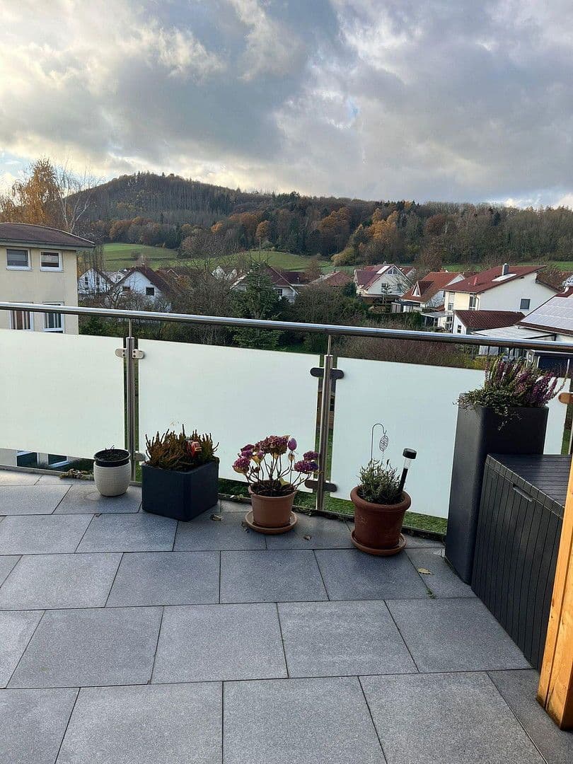 Pronájem bytu 3+1 86 m², Schultheißenstraße 21, Hameln, Dolní Sasko Pronájem bytu 3+1 86 m², Schultheißenstraße 21, Hameln, Dolní Sasko