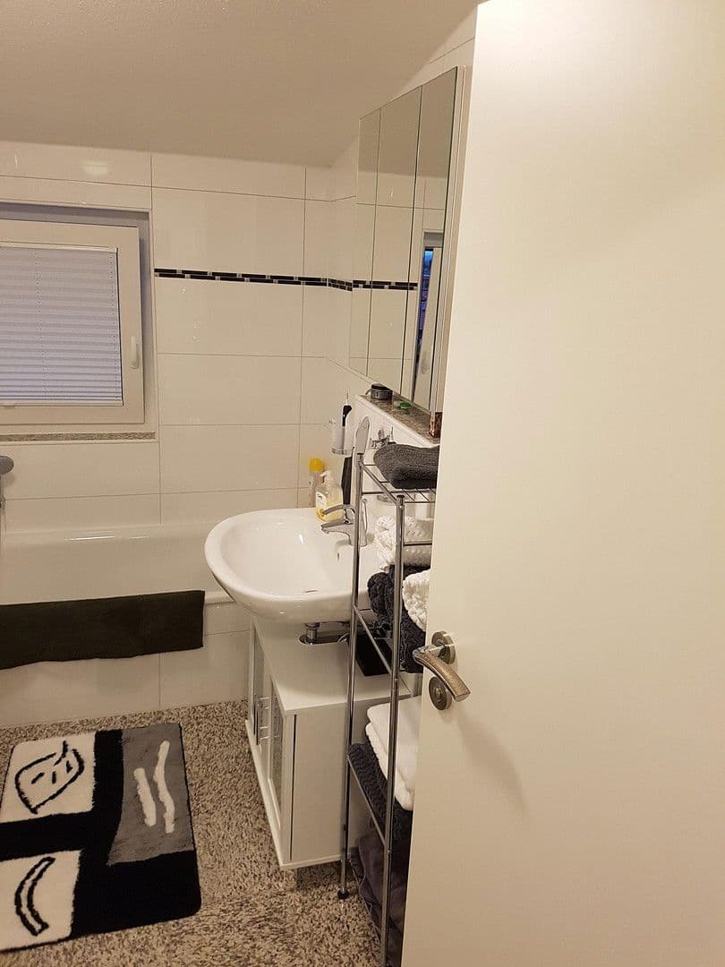 Pronájem bytu 3+1 86 m², Schultheißenstraße 21, Hameln, Dolní Sasko Pronájem bytu 3+1 86 m², Schultheißenstraße 21, Hameln, Dolní Sasko