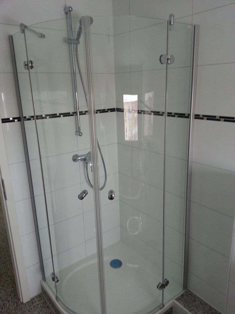 Pronájem bytu 3+1 86 m², Schultheißenstraße 21, Hameln, Dolní Sasko Pronájem bytu 3+1 86 m², Schultheißenstraße 21, Hameln, Dolní Sasko