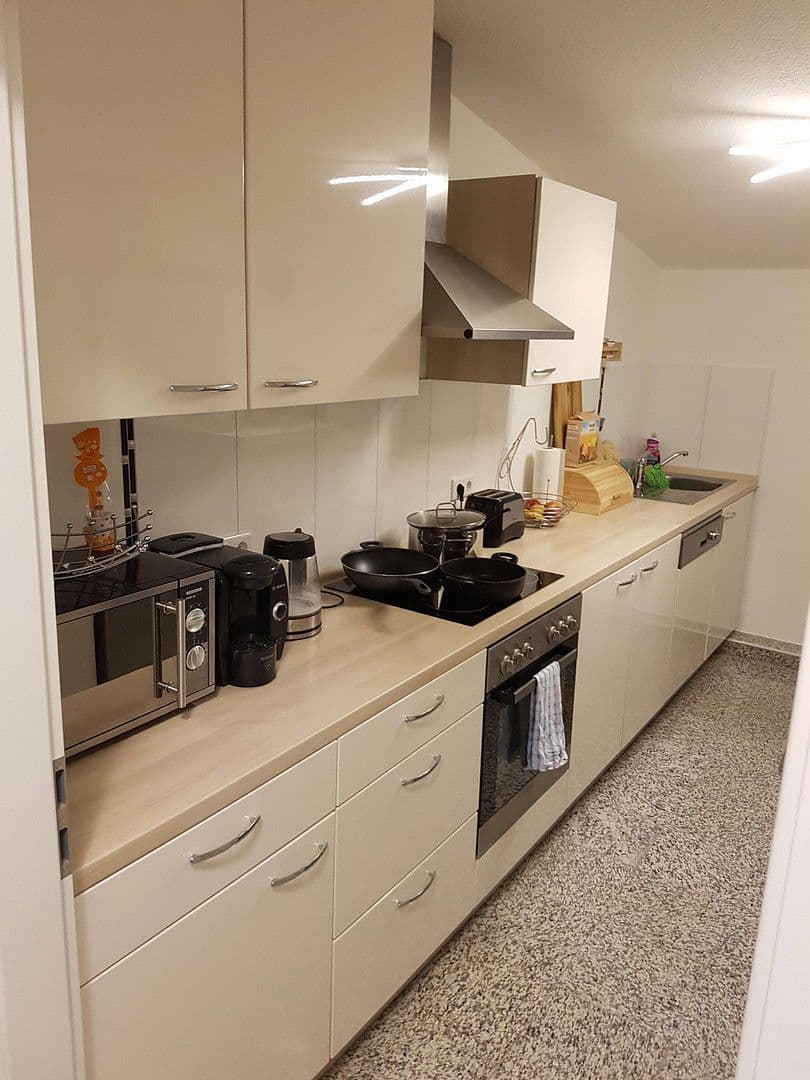 Pronájem bytu 3+1 86 m², Schultheißenstraße 21, Hameln, Dolní Sasko Pronájem bytu 3+1 86 m², Schultheißenstraße 21, Hameln, Dolní Sasko