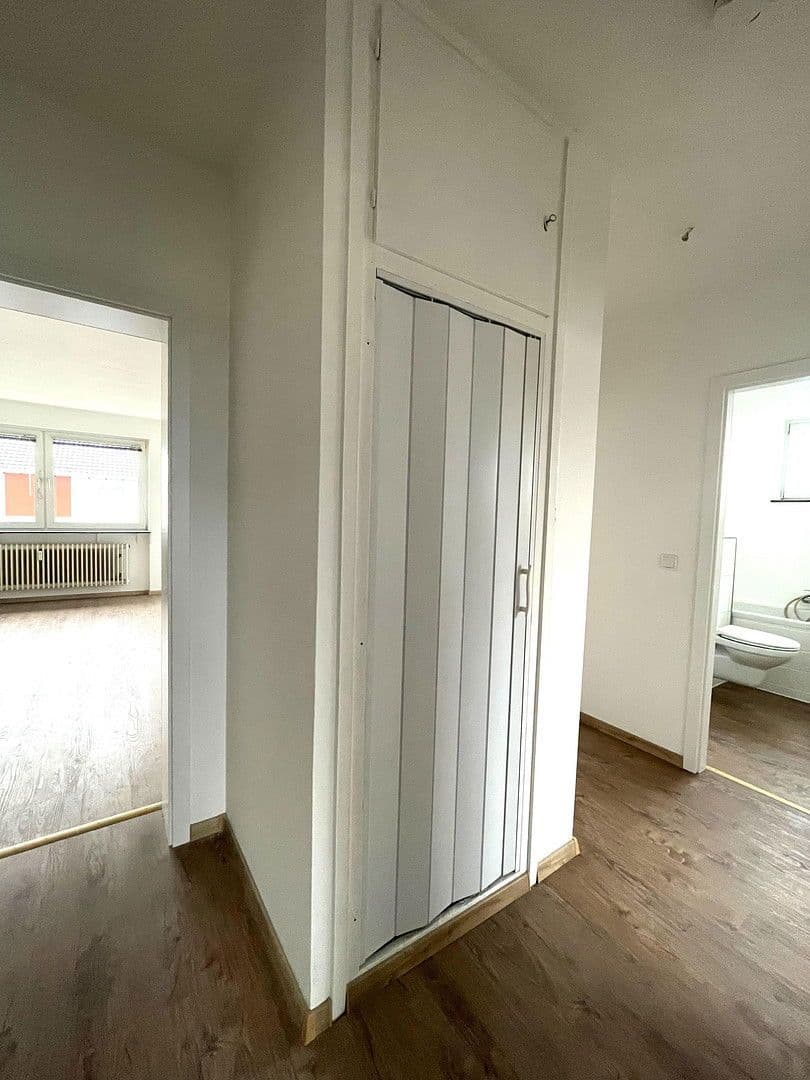 Pronájem bytu 3+1 74 m², Bürger-Meister-Diehl Str. 29, Eisenberg (Pfalz), Porýní-Falc Pronájem bytu 3+1 74 m², Bürger-Meister-Diehl Str. 29, Eisenberg (Pfalz), Porýní-Falc