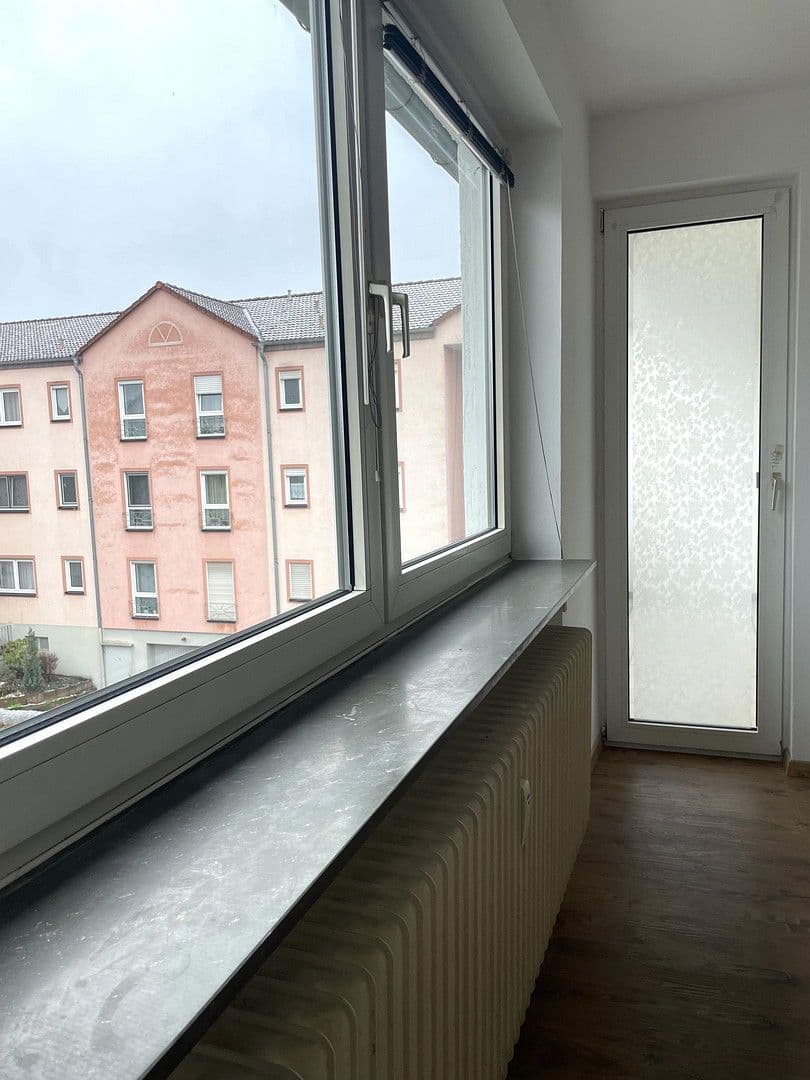 Pronájem bytu 3+1 74 m², Bürger-Meister-Diehl Str. 29, Eisenberg (Pfalz), Porýní-Falc Pronájem bytu 3+1 74 m², Bürger-Meister-Diehl Str. 29, Eisenberg (Pfalz), Porýní-Falc