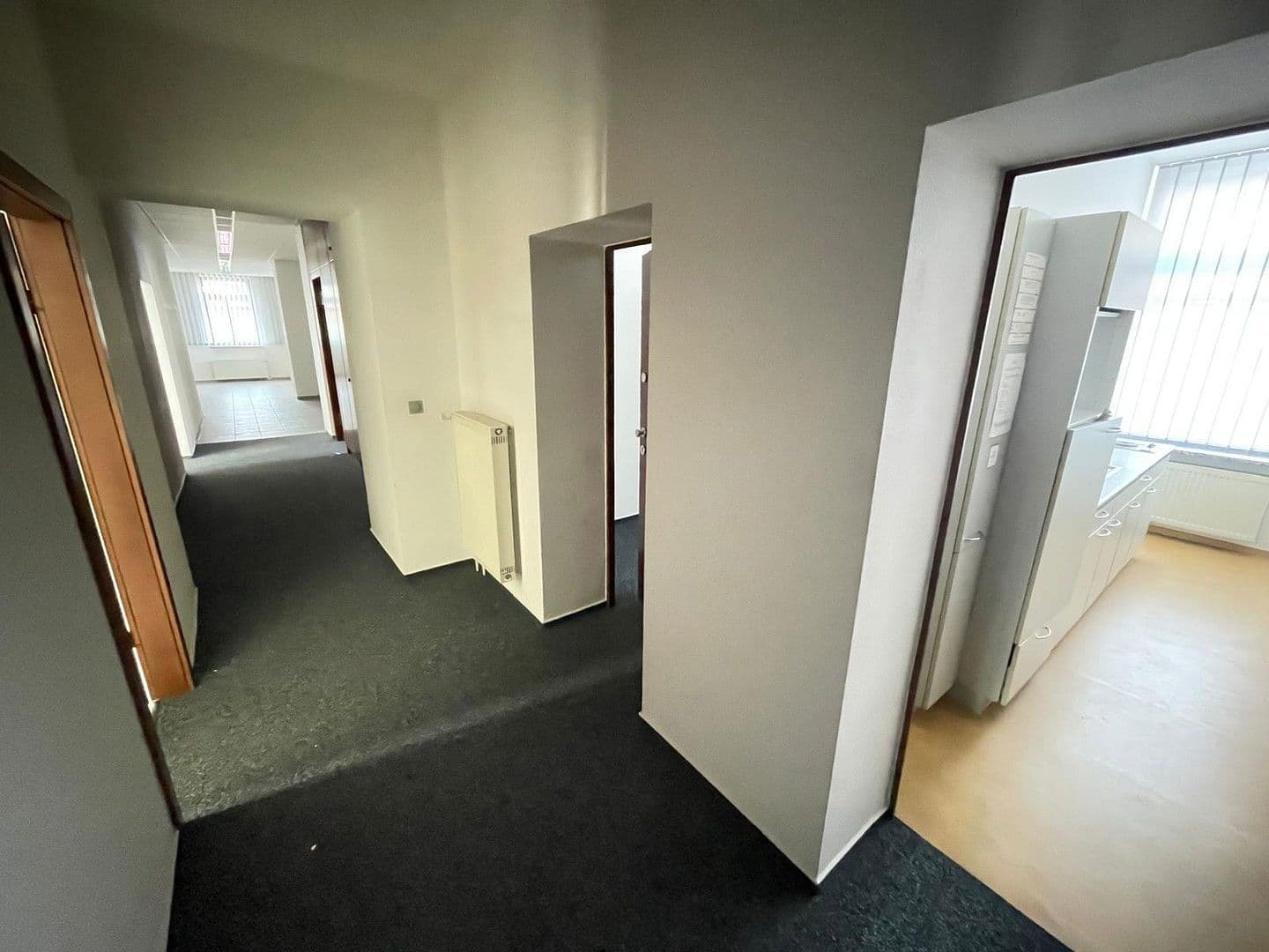 Pronájem kanceláře 168 m², Beethovenstraße 28, Plauen, Sasko Pronájem kanceláře 168 m², Beethovenstraße 28, Plauen, Sasko