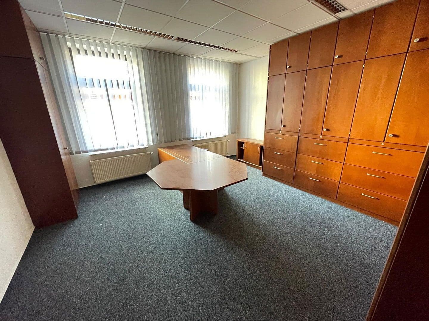 Pronájem kanceláře 168 m², Beethovenstraße 28, Plauen, Sasko Pronájem kanceláře 168 m², Beethovenstraße 28, Plauen, Sasko