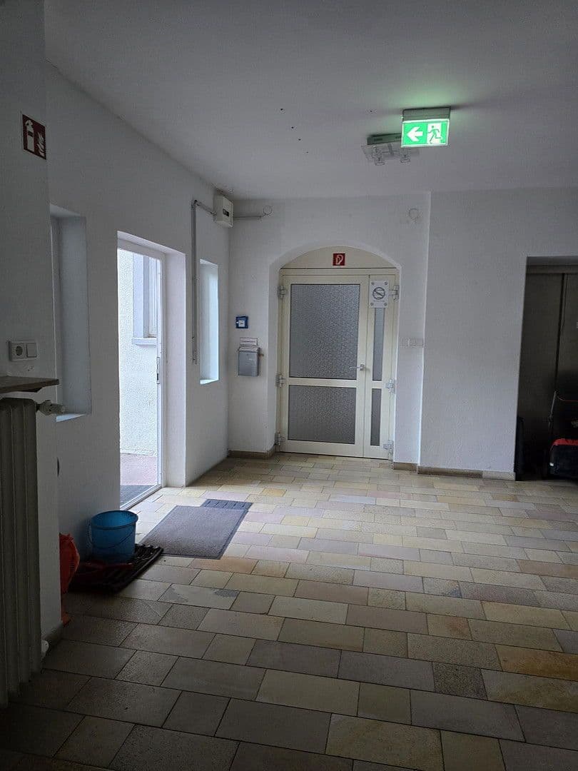 Pronájem bytu 1+1 30 m², Schlüsselweg, Dossenheim, Bádensko-Württembersko Pronájem bytu 1+1 30 m², Schlüsselweg, Dossenheim, Bádensko-Württembersko