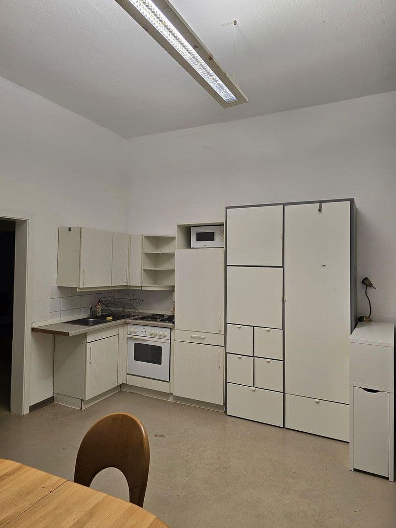 Pronájem bytu 1+1 30 m², Schlüsselweg, Dossenheim, Bádensko-Württembersko Pronájem bytu 1+1 30 m², Schlüsselweg, Dossenheim, Bádensko-Württembersko