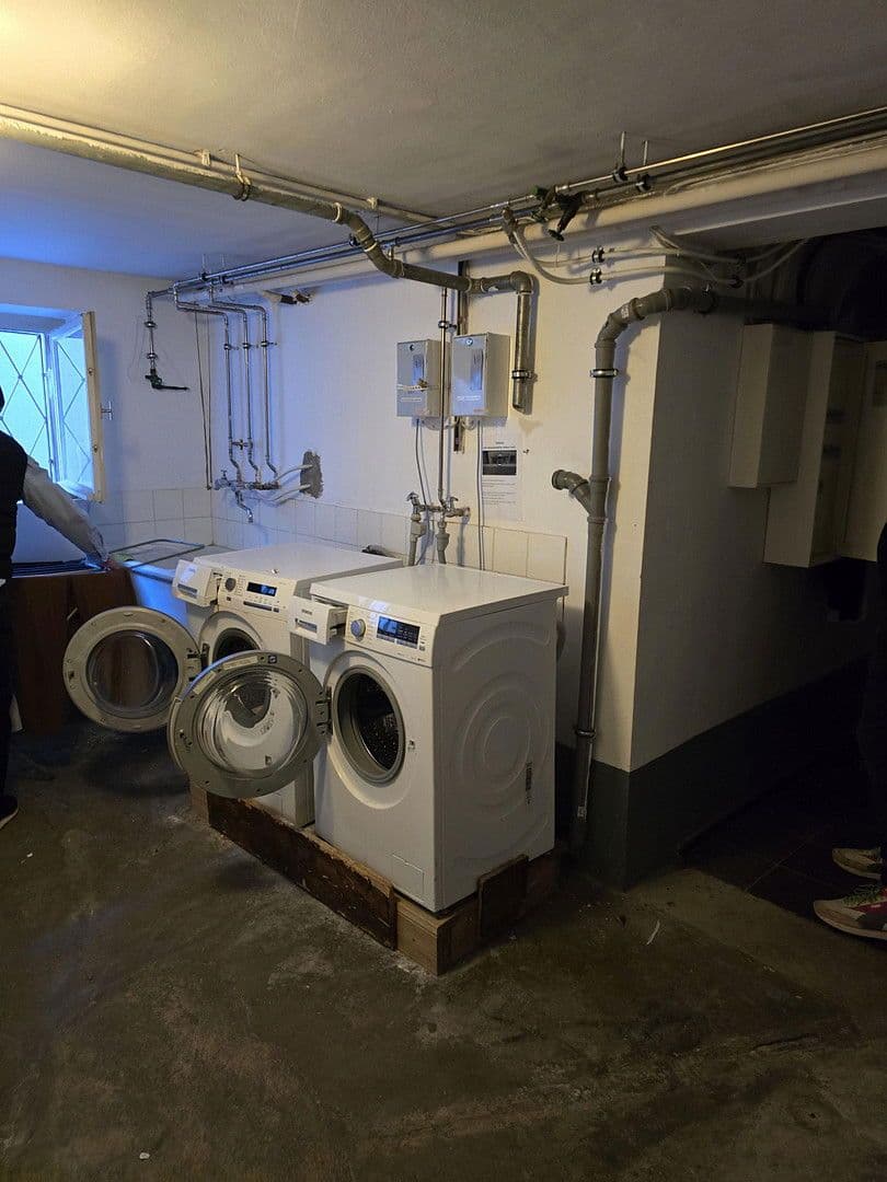 Pronájem bytu 1+1 30 m², Schlüsselweg, Dossenheim, Bádensko-Württembersko Pronájem bytu 1+1 30 m², Schlüsselweg, Dossenheim, Bádensko-Württembersko