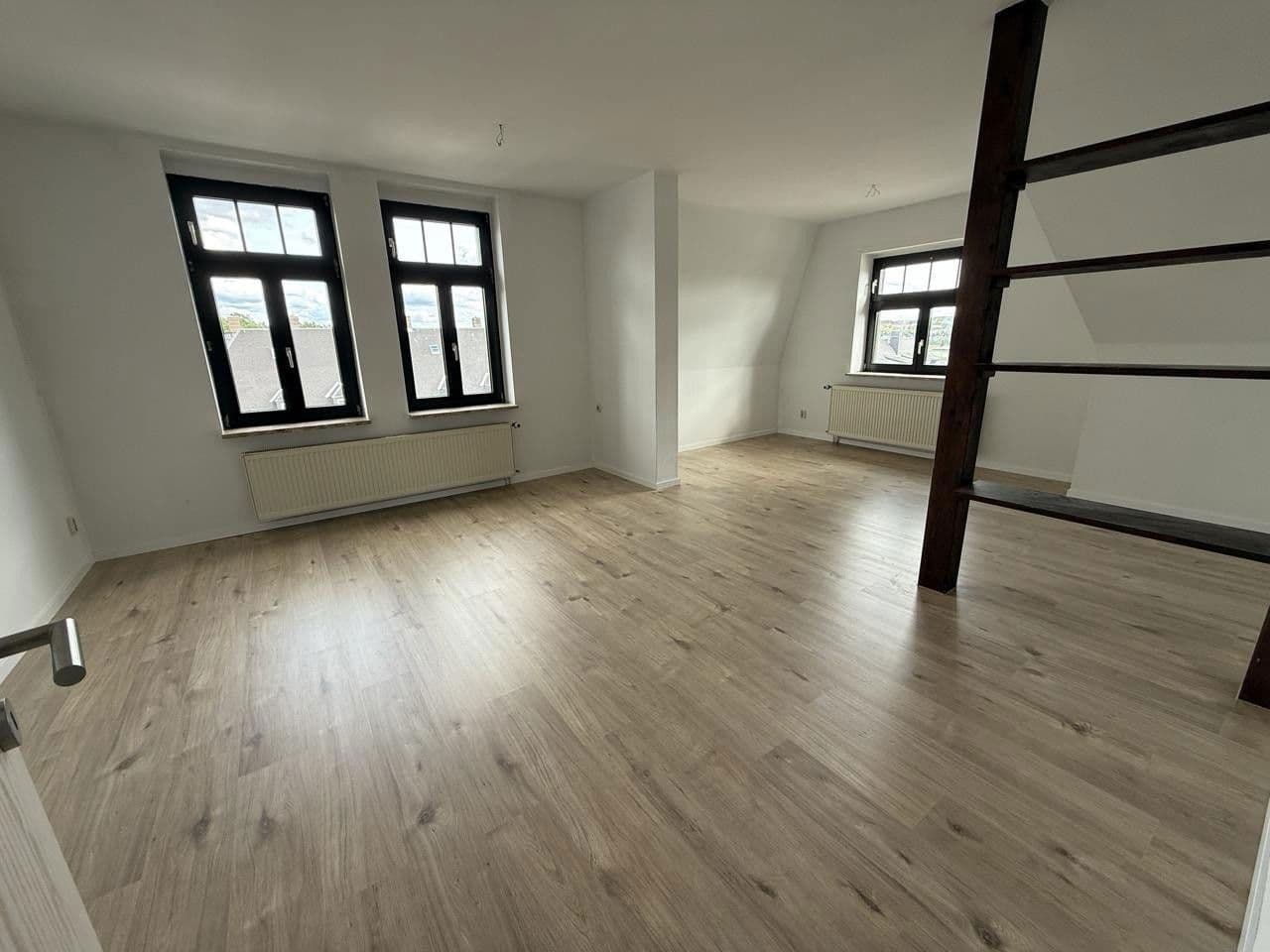 Pronájem bytu 4+1 105 m², Jößnitzer Str. 71, Plauen, Sasko Pronájem bytu 4+1 105 m², Jößnitzer Str. 71, Plauen, Sasko