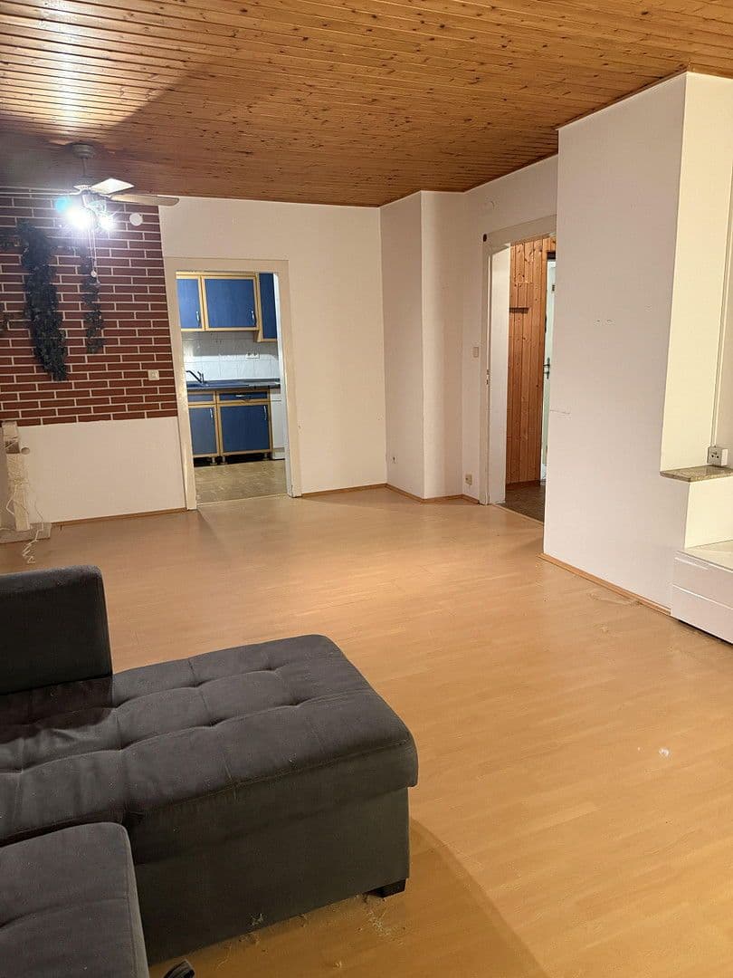 Pronájem bytu 2+1 55 m², Landstraße 47, Barsinghausen, Dolní Sasko Pronájem bytu 2+1 55 m², Landstraße 47, Barsinghausen, Dolní Sasko