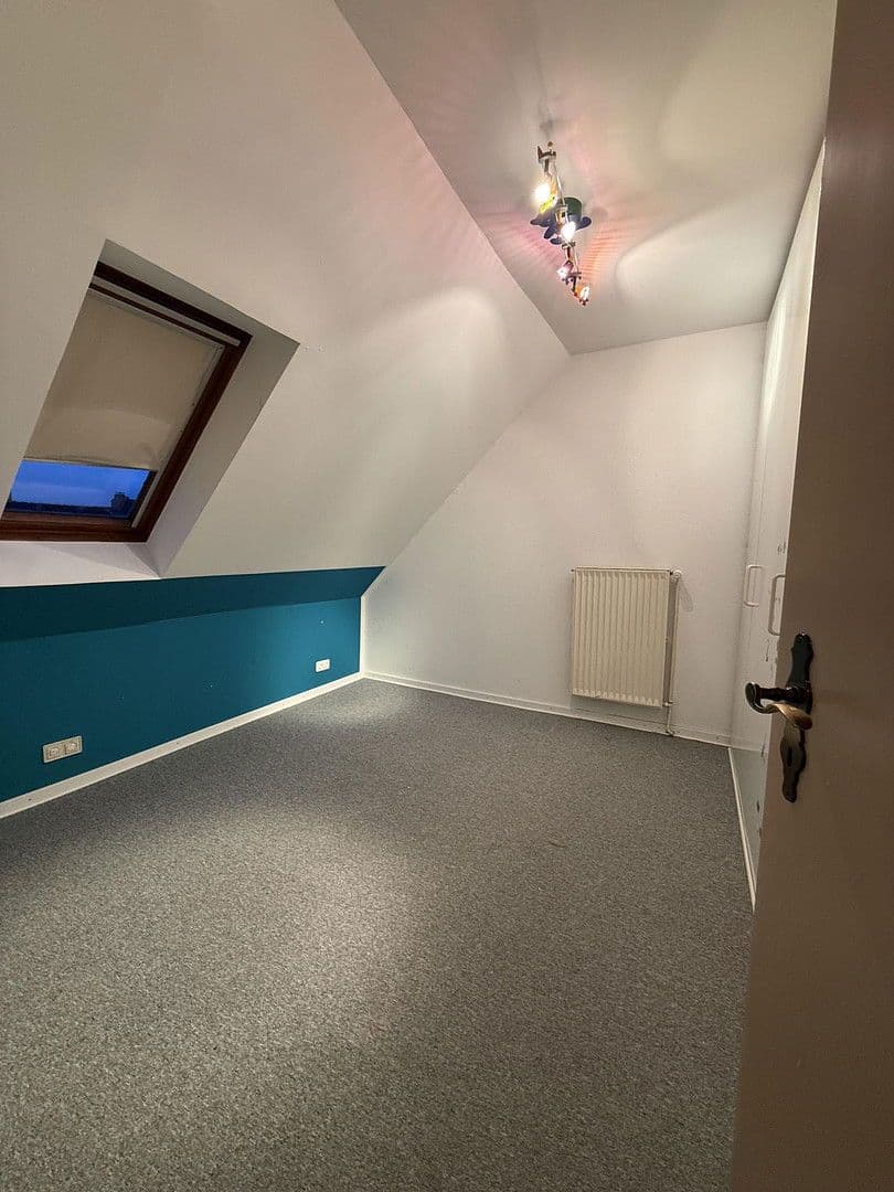 Pronájem bytu 2+1 55 m², Landstraße 47, Barsinghausen, Dolní Sasko Pronájem bytu 2+1 55 m², Landstraße 47, Barsinghausen, Dolní Sasko