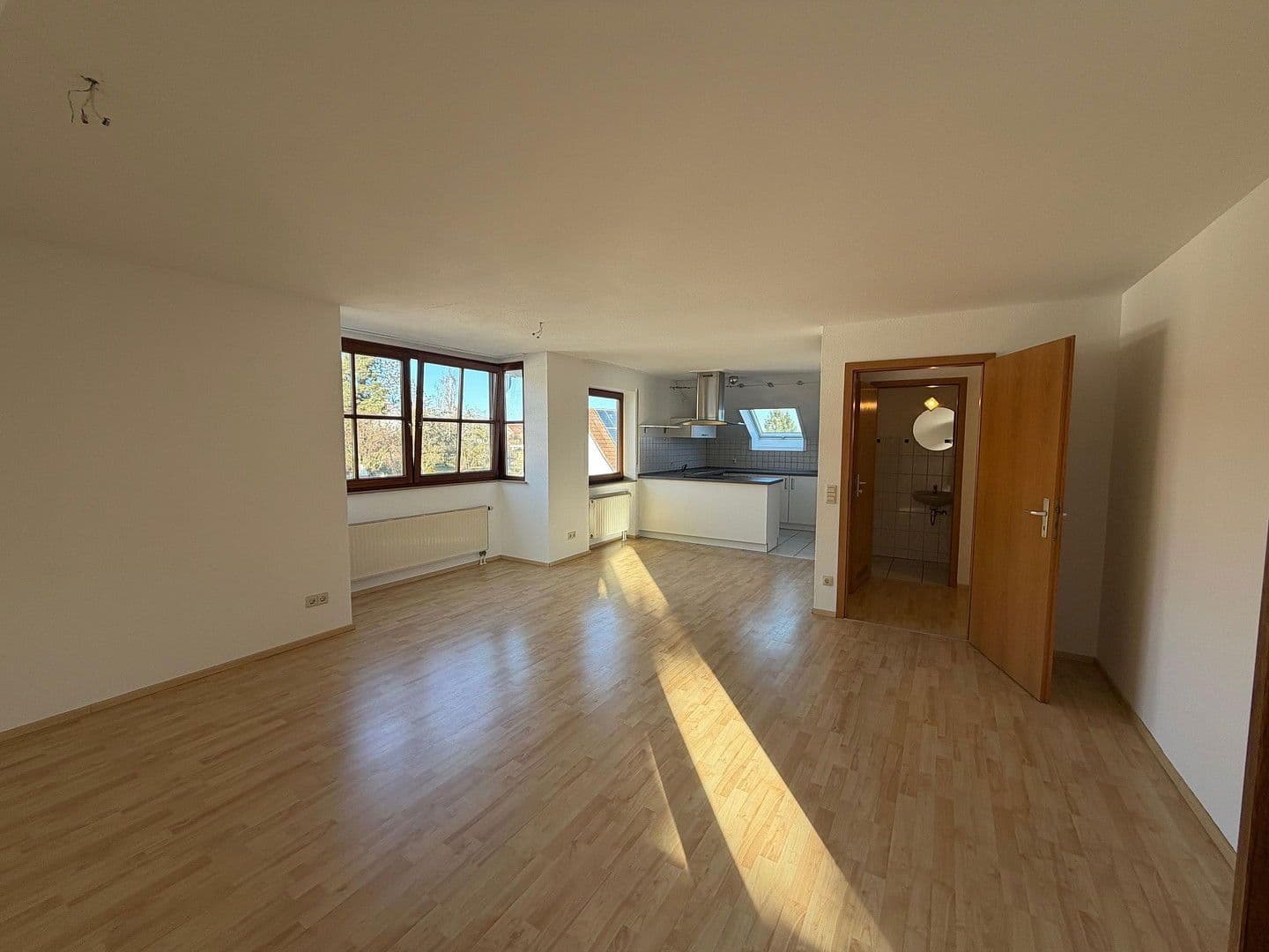 Prodej bytu 3+kk 83 m², Alte Schulstr. 11, Zimmern ob Rottweil, Bádensko-Württembersko Prodej bytu 3+kk 83 m², Alte Schulstr. 11, Zimmern ob Rottweil, Bádensko-Württembersko